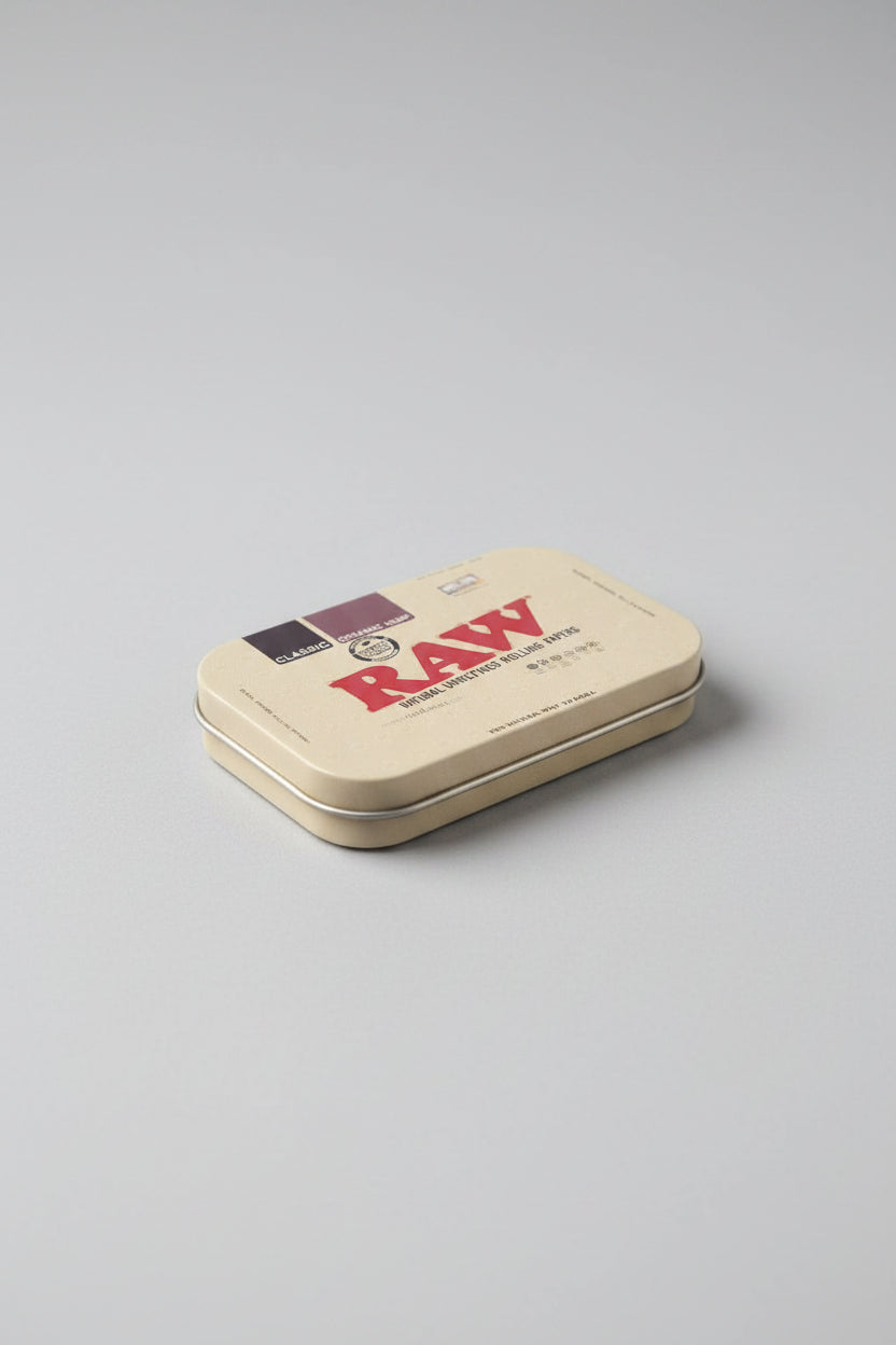 Raw Collectors Edition Tin Case detail - Royal Mist Nairobi